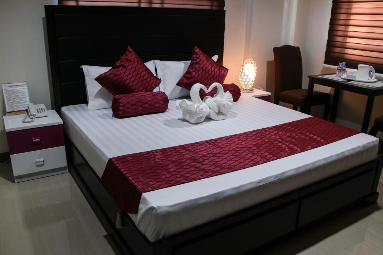 Апартаменти Dulli Transient House Lipa City Екстер'єр фото